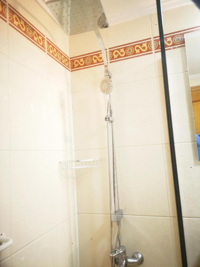 Apartamento Arte, Centro Oviedo, Wiffi, Parking Екстериор снимка